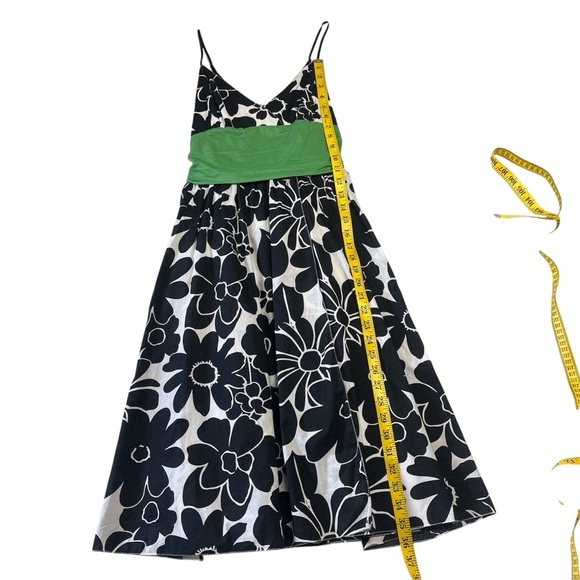 Max Studio 100% Cotton Black White Floral Sundress with Green Waistband Size S - Picture 5 of 6
